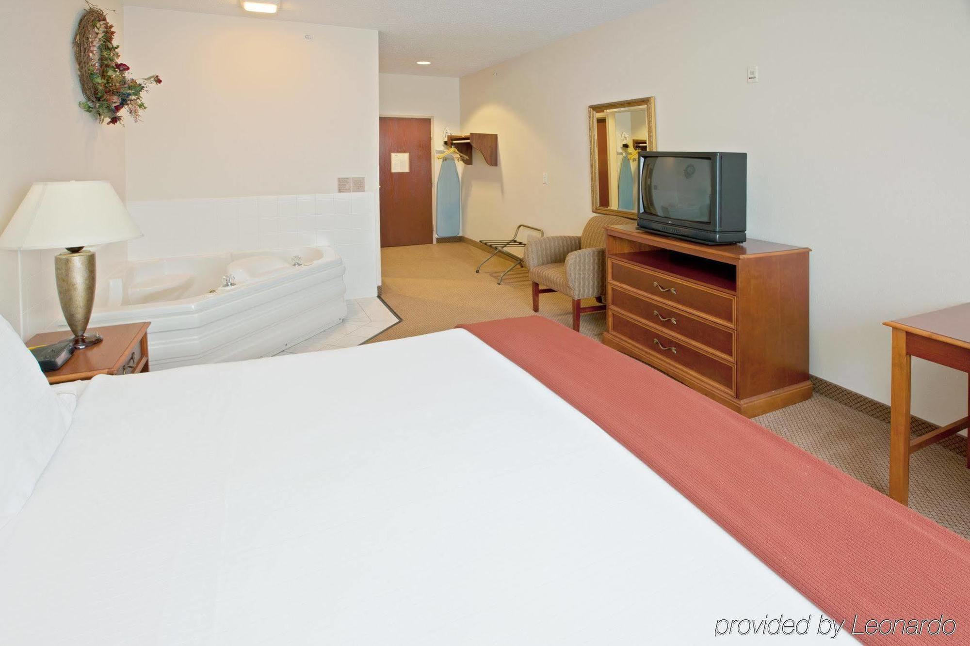 Hotel Baymont By Wyndham Chelsea Exterior foto